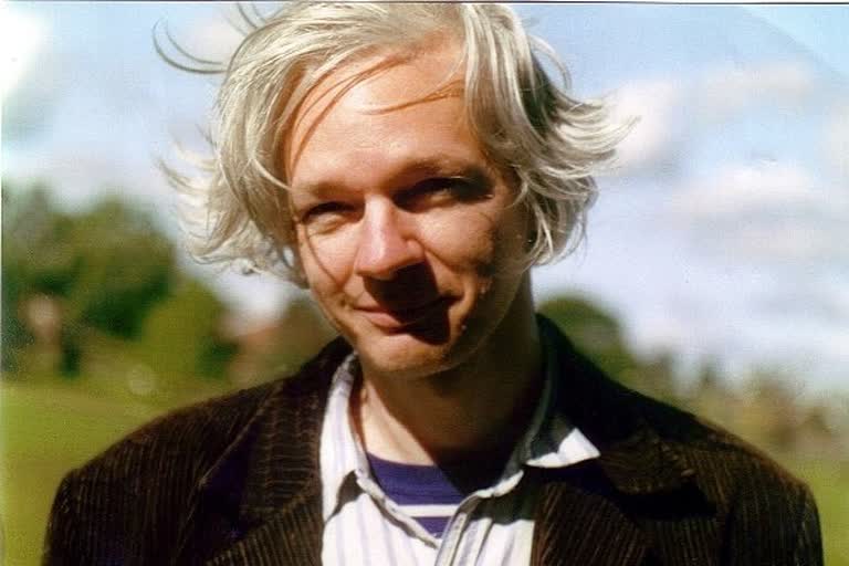 julian assange