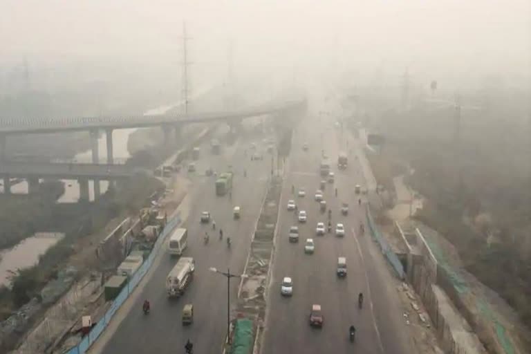 Air quality improves to moderate in Delhi on Friday