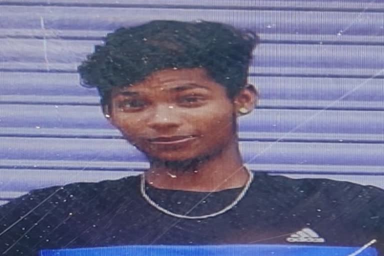 ஆரணி ஆறு  ஆரணி ஆற்றில் இளைஞர் மூழ்கி உயிரிழப்பு  Youth drowns in Arani river  Arani river  ஆரணி ஆற்றில் இளைஞரின் உடல் தேடும் பணி தீவிரம்  Intensity of the search for the body of the youth who went missing in the Arani River