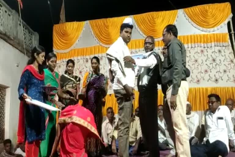 son-in-law-felicitated-in-soni-village-in-bhandara