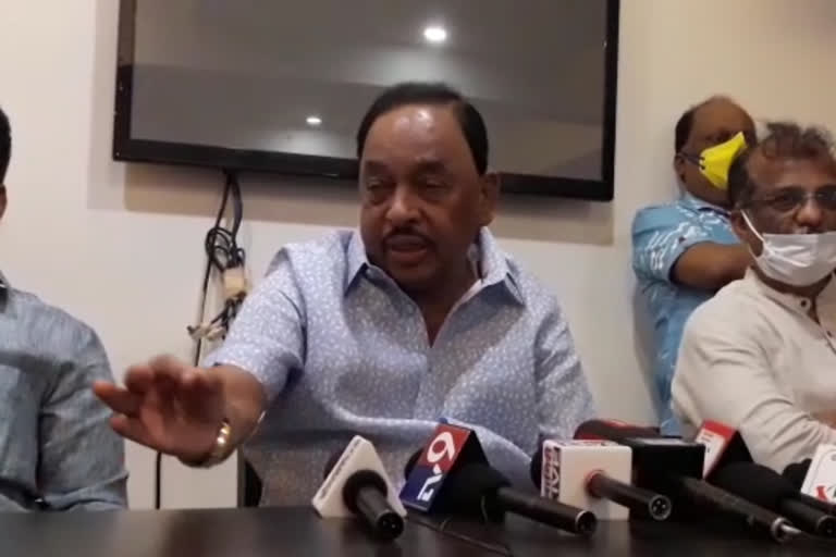 narayan rane accuses uddhav thackeray