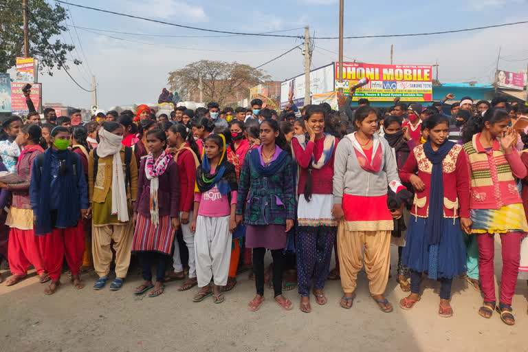 Students protest in Gaya