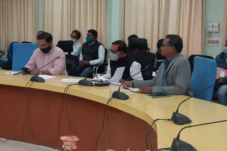 Deputy Commissioner review meeting in Seraikela