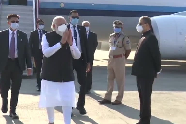 PM Modi visits vaccine making units in Ahmedabad