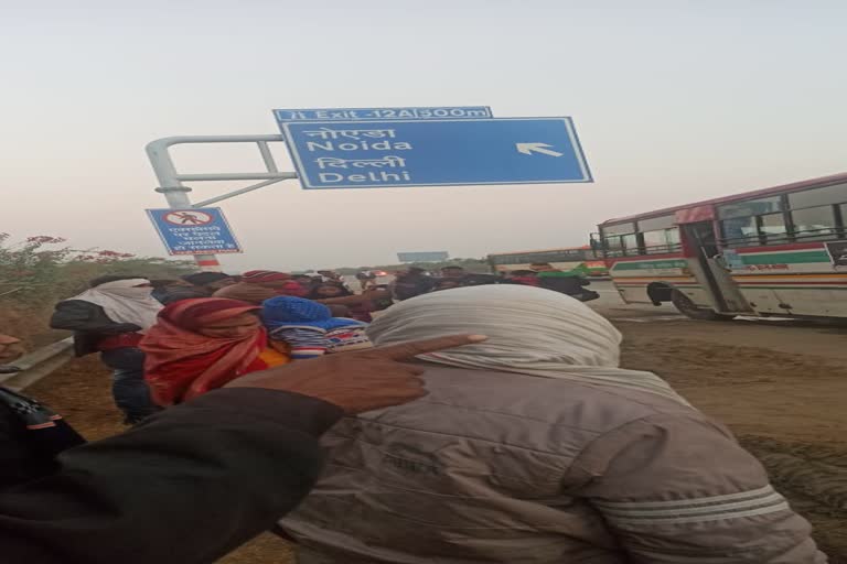 4 died on yamuna expressway