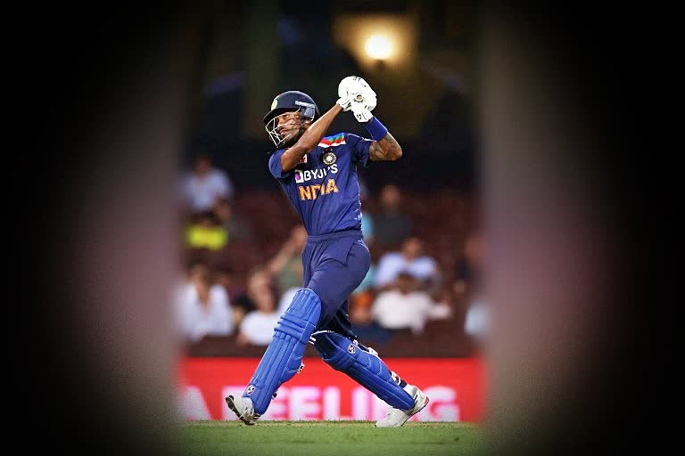 India batsman hardik pandya completes 1000 odi runs