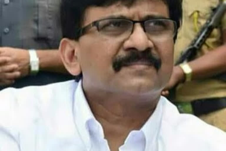 Sanjay Raut mocks central agencies, equates them to 'dogs'