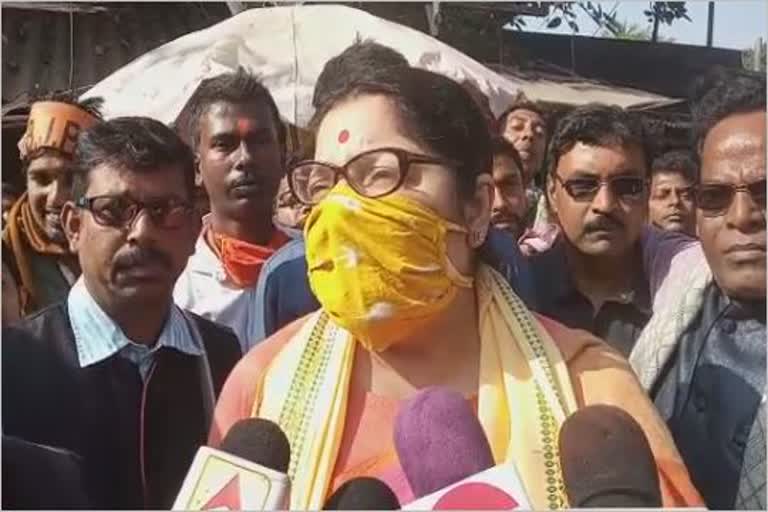 bjp MP locket chatterjee