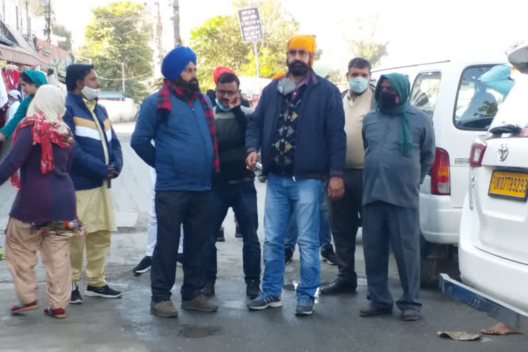 A batch of farmers left for Delhi from Paonta Sahib