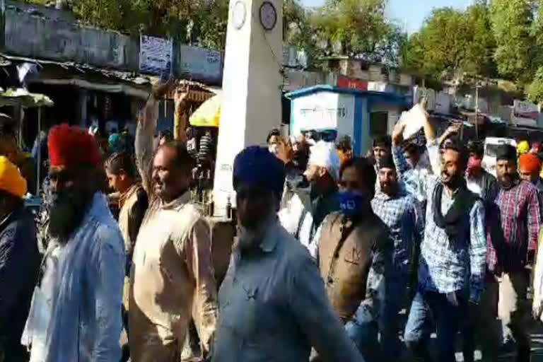 Farmers protest against central government in Sheopur