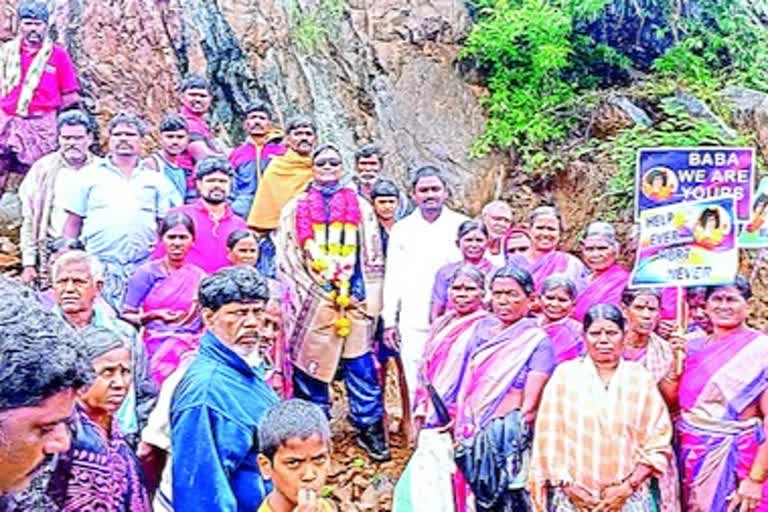 మార్గం చూపిన మాజీ సైనికుడు