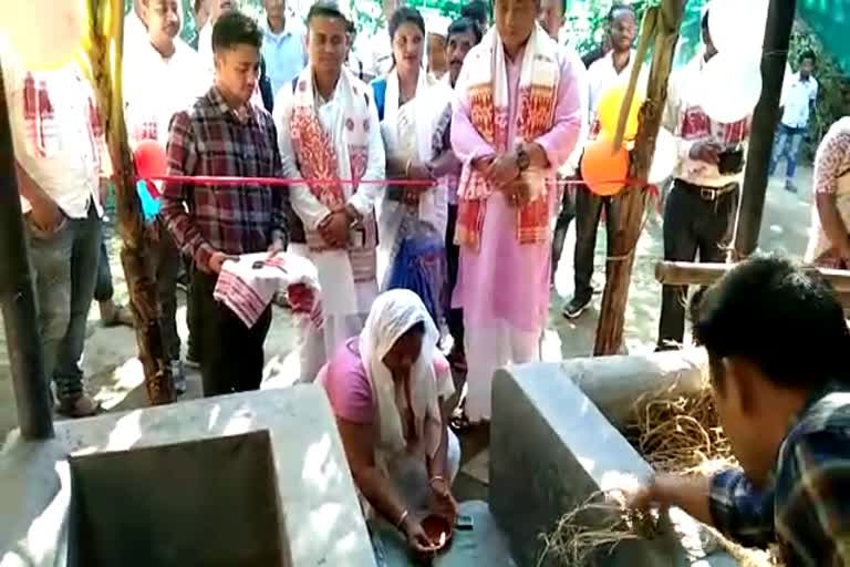 inauguration-of-milk-production-center-at-tinsukiya-by-mla-suren-phukan