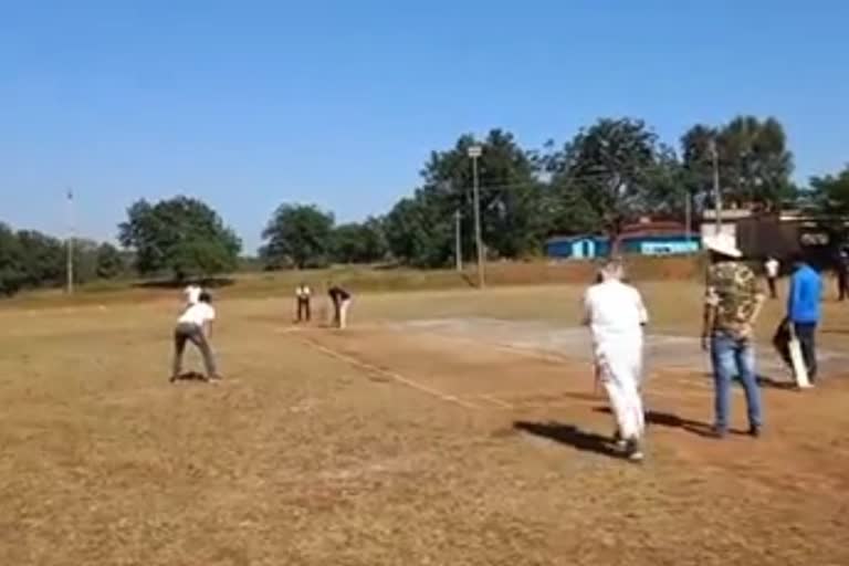 chintamani played cricket