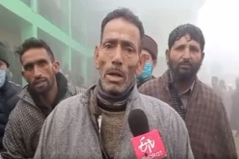 Despite Cold and Fog polling continues in Bandipora