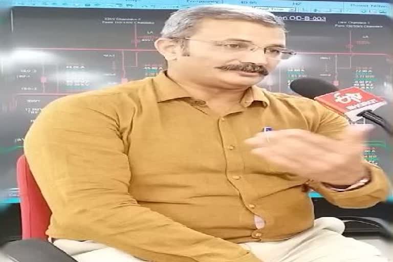 SIT chief Arun Bothra in Jadupur for the investigation of pari murder case