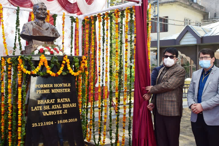 Late Atal Bihari Vajpayee statue Established in the premises of Atal Sadan in kullu