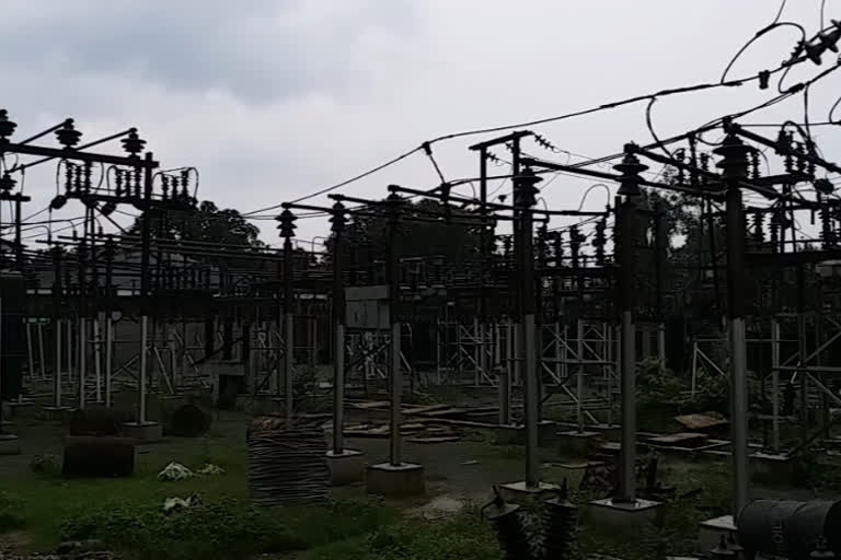 electricity-department-action-on-illegal-electricity-connection-in-seraikela