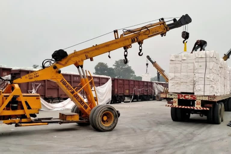 Railway freight records highest loading in 2020; marks 9% increase in November