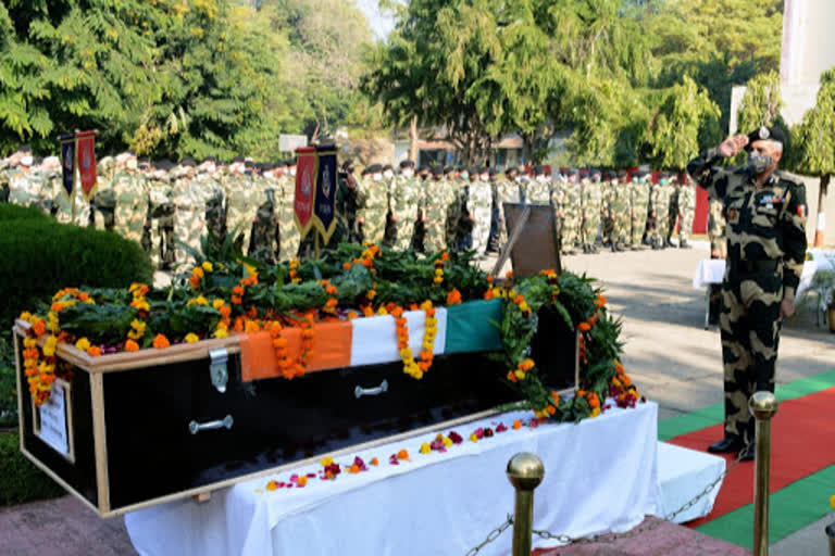 Tributes pour in at BSF jawan's wreath laying ceremony