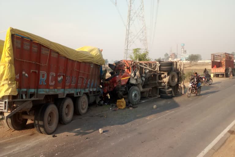 road-accident-in-balodabazar