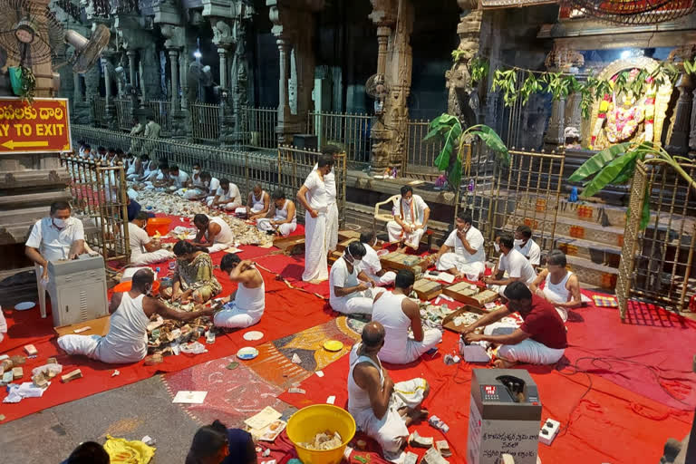 hundi count in srikalahasti temple