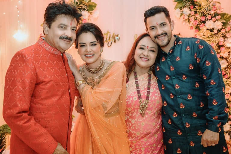 Aditya Narayan weddingm Udit narayan son wedding