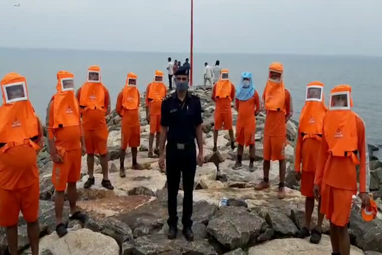 The NDRF team visited the coastal areas of Alappuzha  NDRF team visited Alappuzha  NDRF team visited coastal areas of Alappuzha  എൻഡിആർഎഫ് സംഘം ആലപ്പുഴ സന്ദർശിച്ചു