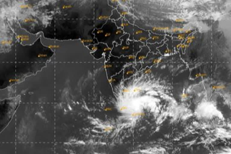 Rains lash Tamil Nadu, Puducherry as cyclone Burevi nears