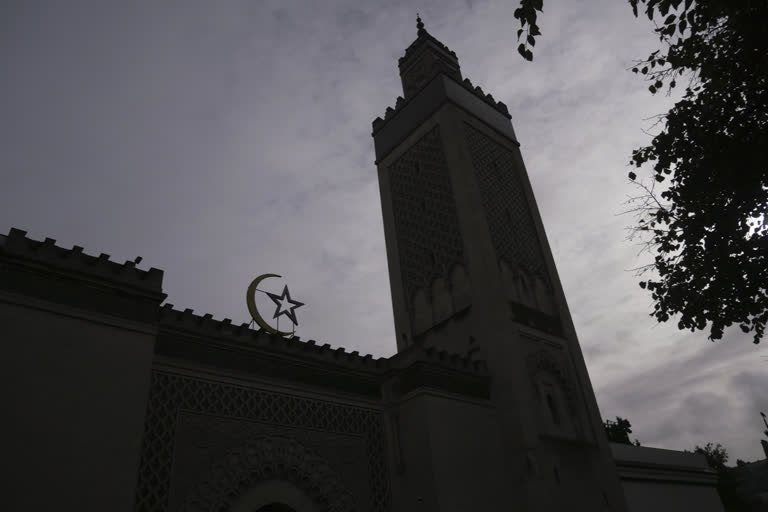 France to inspect 76 mosques in coming days