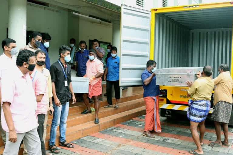 electronic voting machines  Idukki  ഇലക്ട്രോണിക് വോട്ടിംഗ് യന്ത്രങ്ങളുടെ വിതരണം പൂര്‍ത്തിയായി