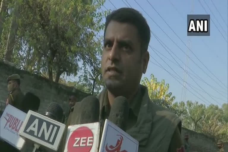 Police recover grenade in Jammu and Kashmir  Jammu and Kashmir's Rajouri  ജമ്മു കശ്‌മീർ  ഗ്രനേഡ് കണ്ടെടുത്തു