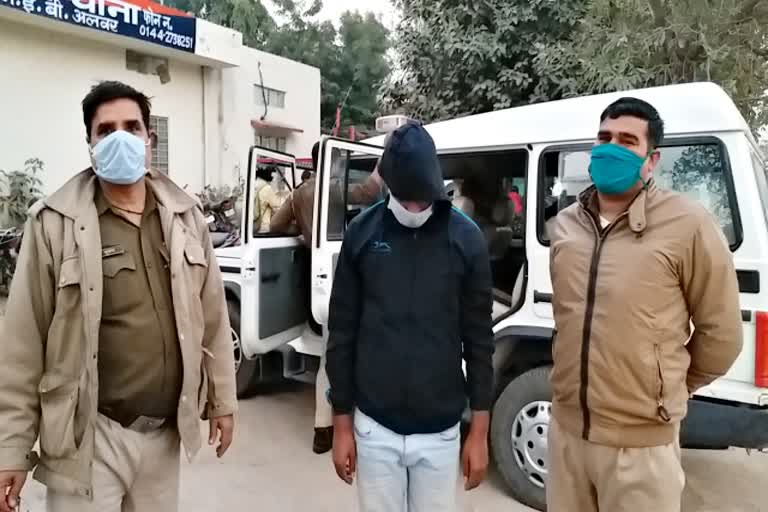 दिल्ली पुलिस कांस्टेबल भर्ती परीक्षा, कांस्टेबल भर्ती परीक्षा पास करवाने के नाम पर ठगी, क्राइम न्यूज, परीक्षा पास करवाने के नाम पर ठगी, पुलिस भर्ती परीक्षा में ठगी, fraud in police recruitment examination, cheating in name of passing exam, Delhi Police Constable Recruitment Examination