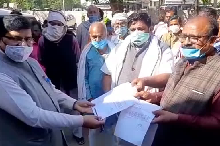 Farmers union submitted memorandum