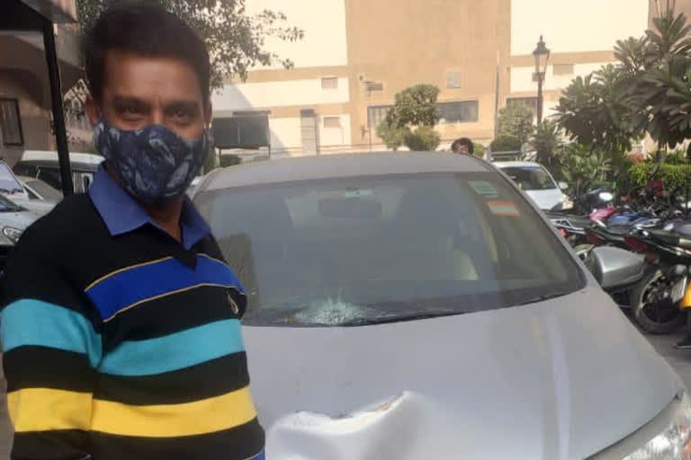 Saket police arrested accused in hit and run case car recovered