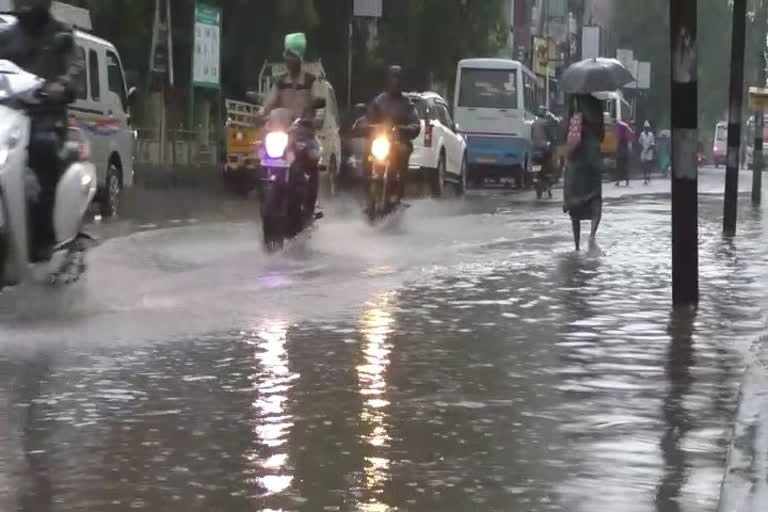 Weakened Purevi storm: Moderate rain in Thoothukudi