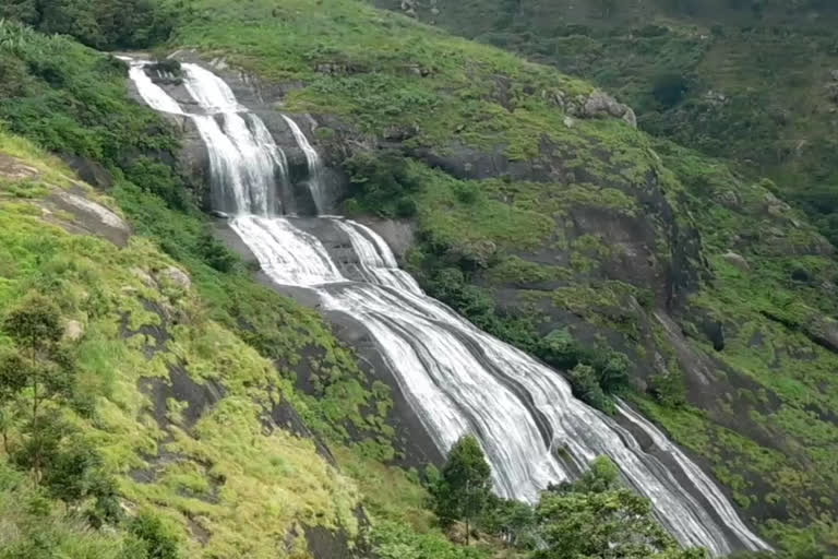 kodaikanal oravi falls