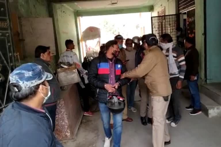 drug-department-raids-in-roorkee