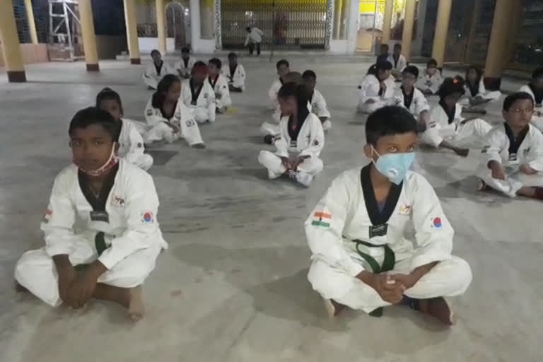 Taekwondo training restart