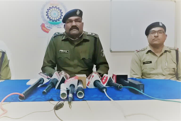 5-arrested-in-liquor-smuggling-case-in-mahasamund