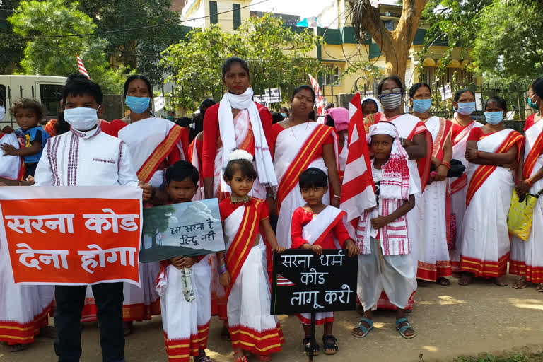 tribal organization blocked road rail traffic in ranchi