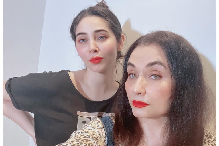 Salma Agha's daughter Zara Khan gets rape threats