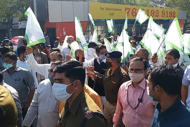 Madhya pradesh farmers protest