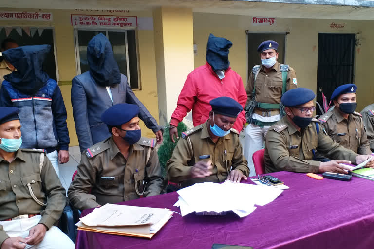 3 convicts arrested in robbery case in garhwa