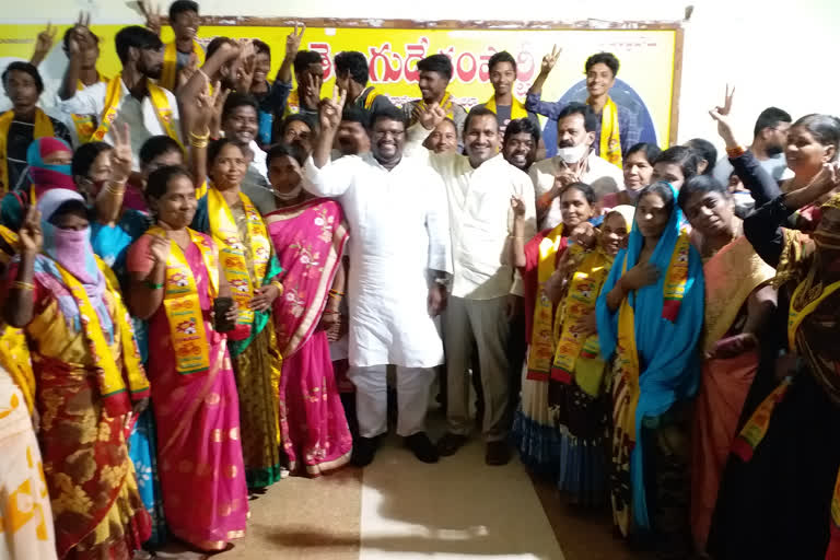 nellore ycp leaders joins tdp