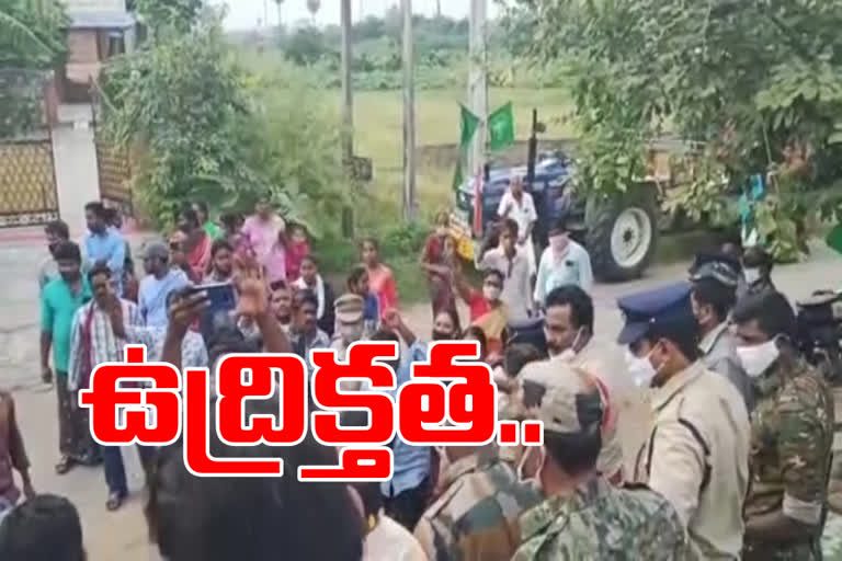 Stone pelting on initiation camp at Uddandarayunipalem