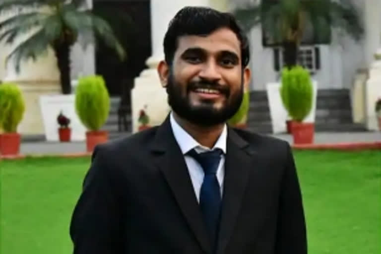 Bihar migrant workers son rahul singh wins gold medal at IIT Roorkee and PhD scholarship in united states