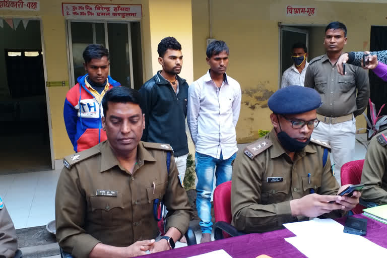 Three thieves arrested in Garhwa