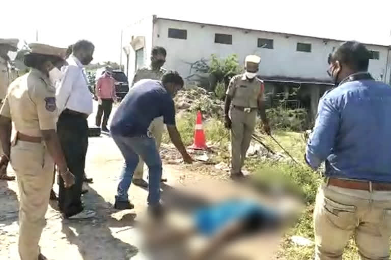 జల్​పల్లిలో సమీపంలో మహిళ దారుణహత్య