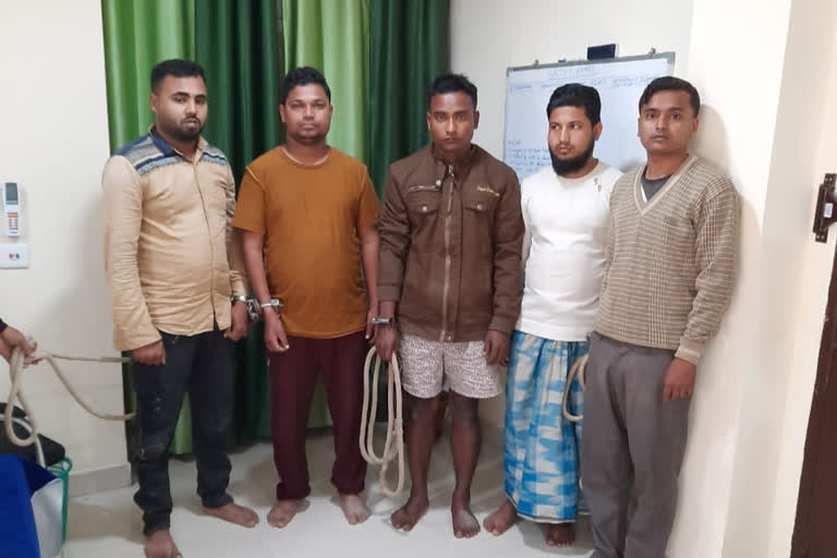 As_rangia_kamrup_police_arrested_five_bank_hacker_vis_AS10040