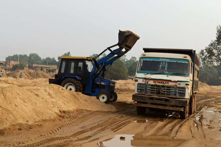 sand seized in Aurangabad